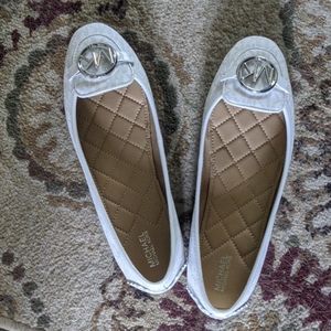 🌟Michael Kors flats🌟